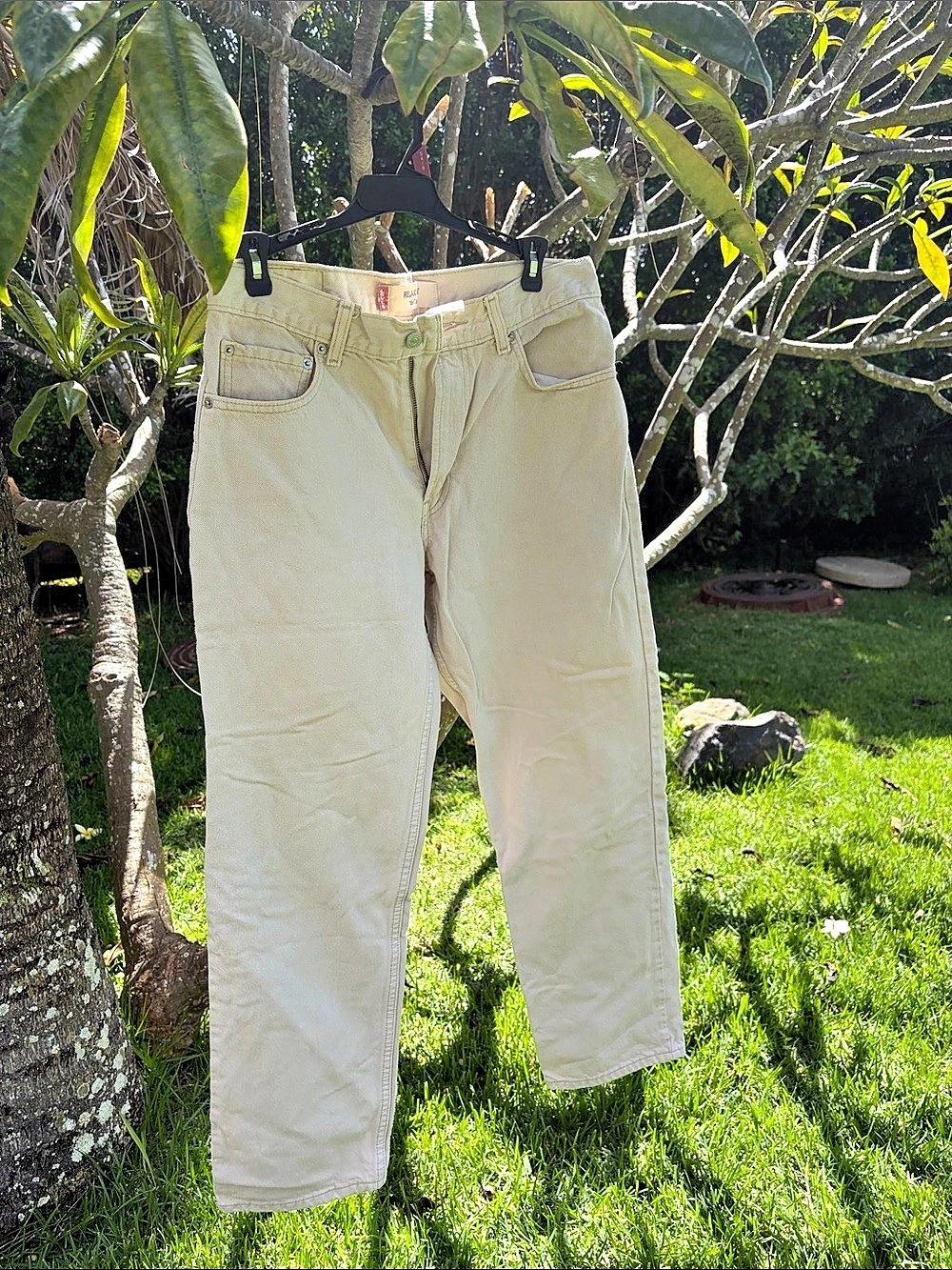 Levi's 550 Straight Leg Jeans Waist 30 Length 30 Cream